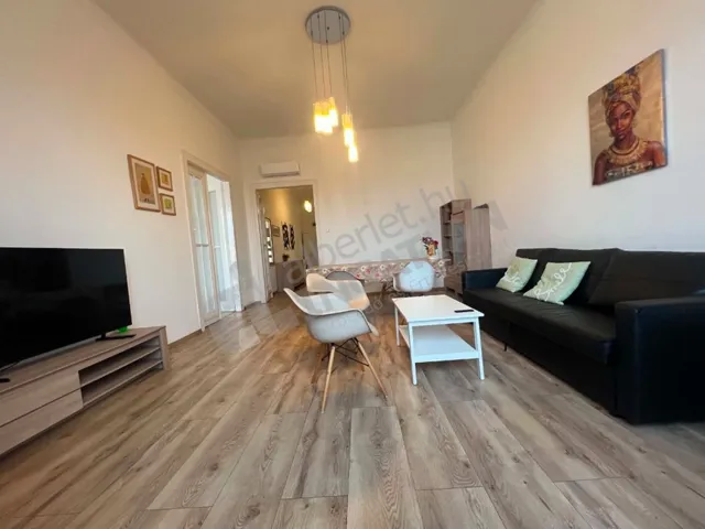 Kiadó lakás Budapest VII. kerület, Rákóczi út 91 nm