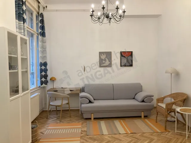 Kiadó lakás Budapest V. kerület, Belváros, Erzsébet tér 42 nm