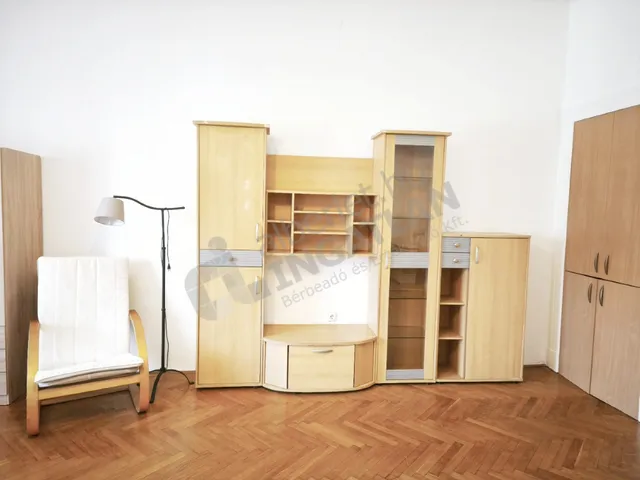 Kiadó lakás Budapest IX. kerület, Üllői út 42 nm
