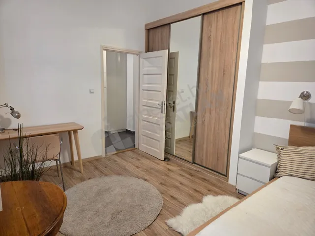 Kiadó lakás Budapest IX. kerület, Lónyay utca 54 nm