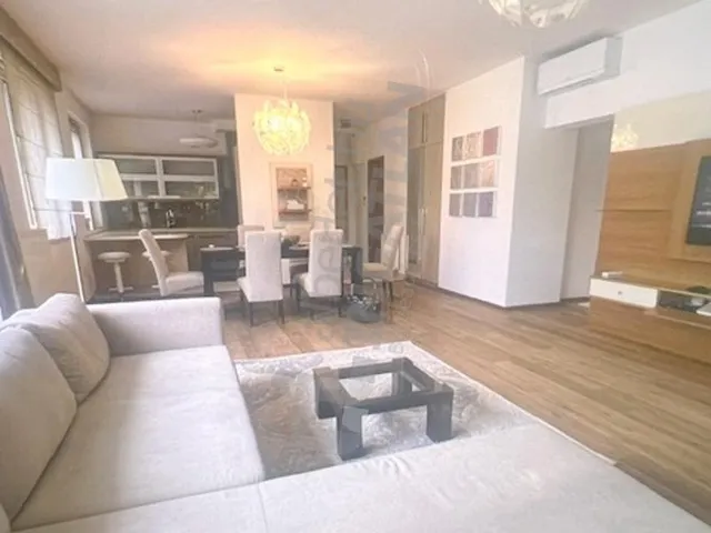 Kiadó lakás Budapest II. kerület, Szemlőhegy 105 nm