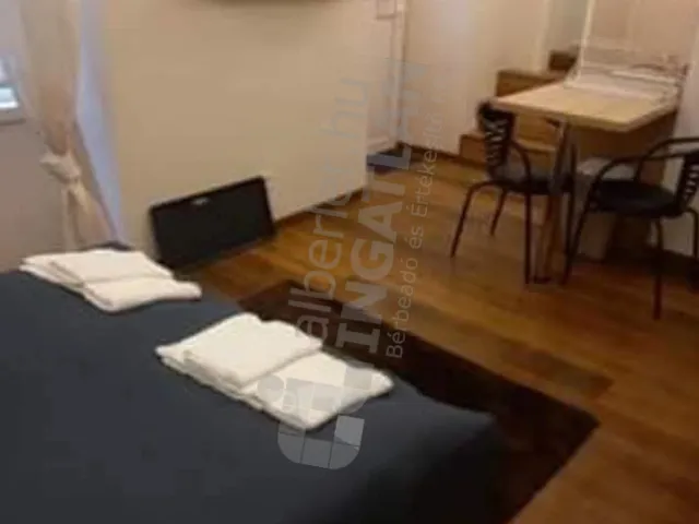 Kiadó lakás Budapest VI. kerület, Liszt Ferenc tér 21 nm