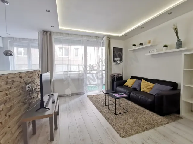 Kiadó lakás Budapest I. kerület, Hattyú utca 50 nm