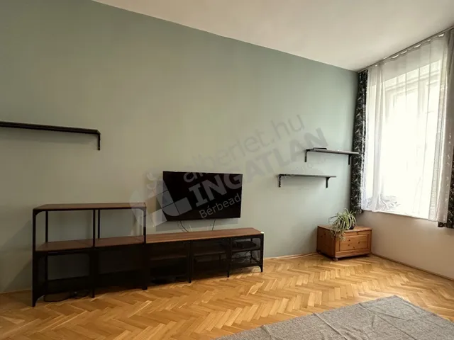 Kiadó lakás Budapest IX. kerület, Tompa utca 105 nm