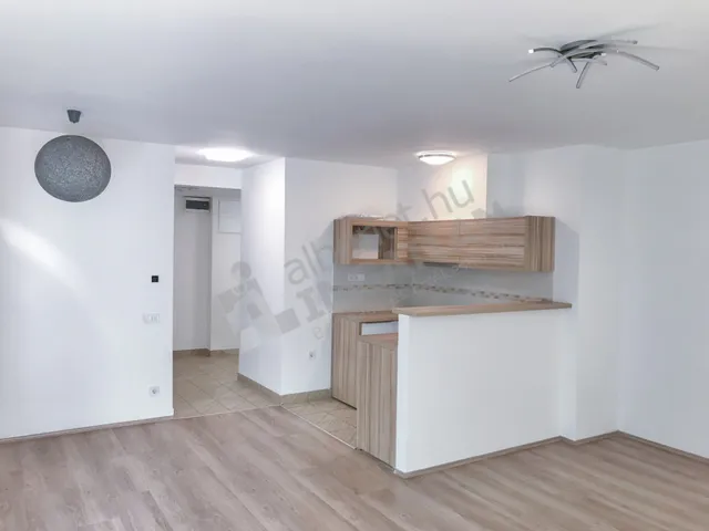 Kiadó lakás Budapest XIII. kerület, Újlipótváros, Csanády utca 74 nm
