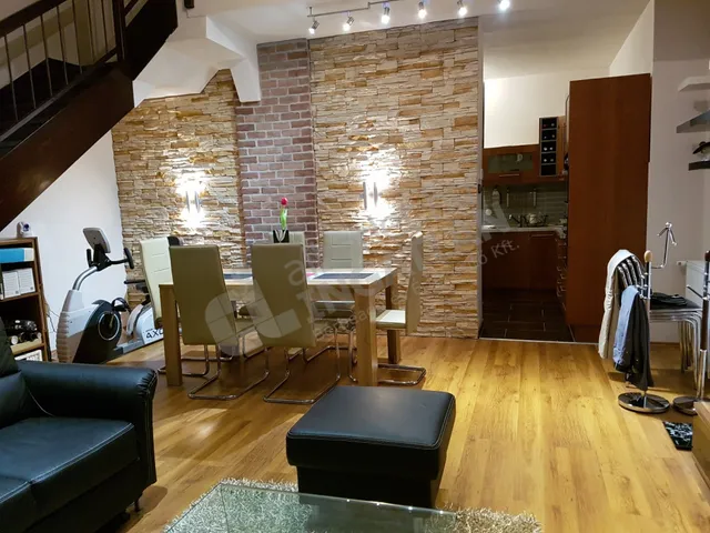 Kiadó lakás Budapest VIII. kerület, Szentkirályi utca 90 nm