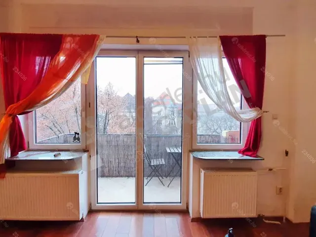Kiadó lakás Budapest VI. kerület 50 nm