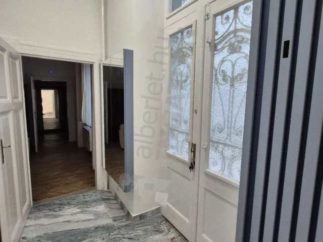 Kiadó lakás Budapest V. kerület, Belváros, Váci utca 51 nm