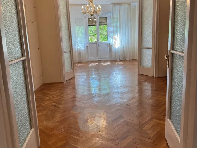 Kiadó lakás Budapest I. kerület, Attila út 93 nm