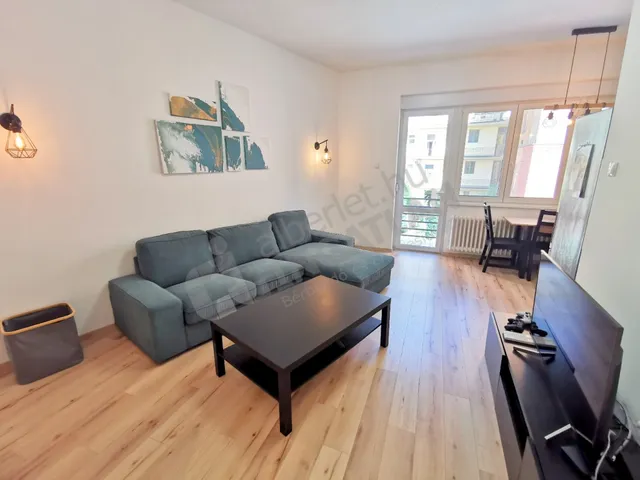 Kiadó lakás Budapest II. kerület, Varsányi Irén utca 59 nm