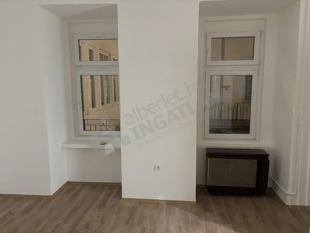 Kiadó lakás Budapest VI. kerület, Révay utca 32 nm