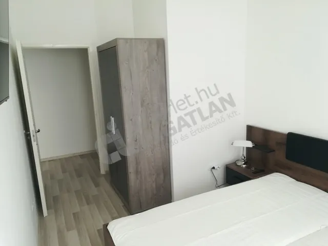 Kiadó lakás Budapest VI. kerület 12 nm