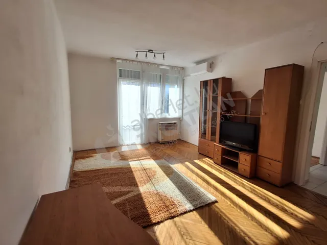 Kiadó lakás Budapest XVI. kerület, Koronafürt utca 42 nm
