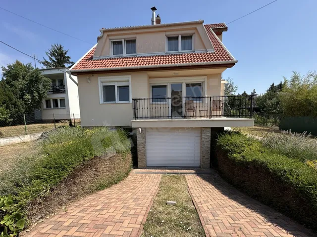 Kiadó ház Budapest II. kerület, Szabadság utca 230 nm