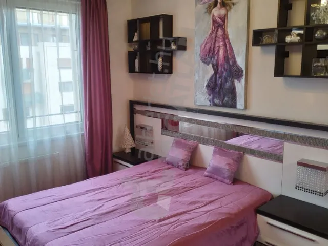 Kiadó lakás Budapest VIII. kerület, Corvin sétány 64 nm