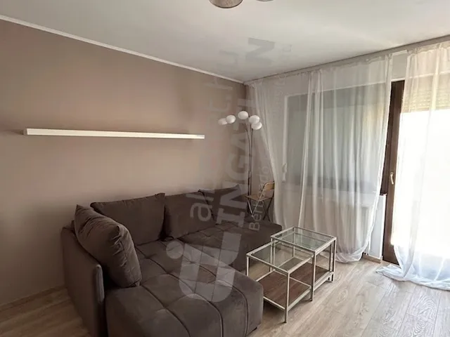 Kiadó lakás Budapest XIV. kerület, Varsó utca 62 nm