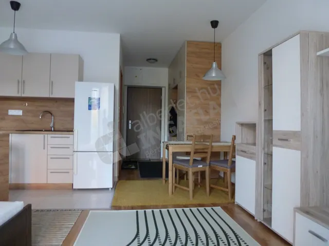 Kiadó lakás Budapest IX. kerület, Pápay István utca 32 nm