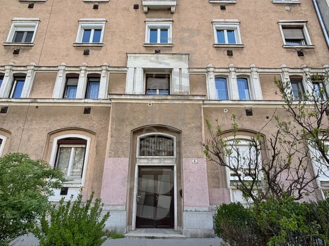 Kiadó lakás Budapest III. kerület, Szentendrei út 35 nm