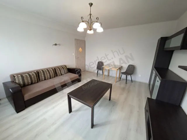 Kiadó lakás Budapest XIII. kerület, Vizafogó, Róbert Károly körút 37 nm