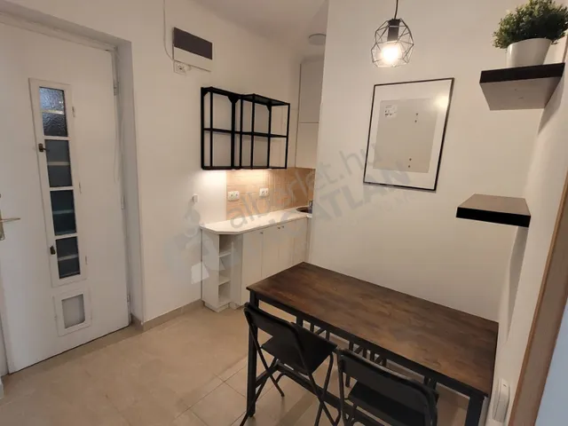 Kiadó lakás Budapest VIII. kerület, Kis Fuvaros utca 32 nm