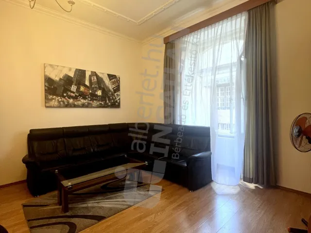 Kiadó lakás Budapest VIII. kerület, Vas utca 145 nm