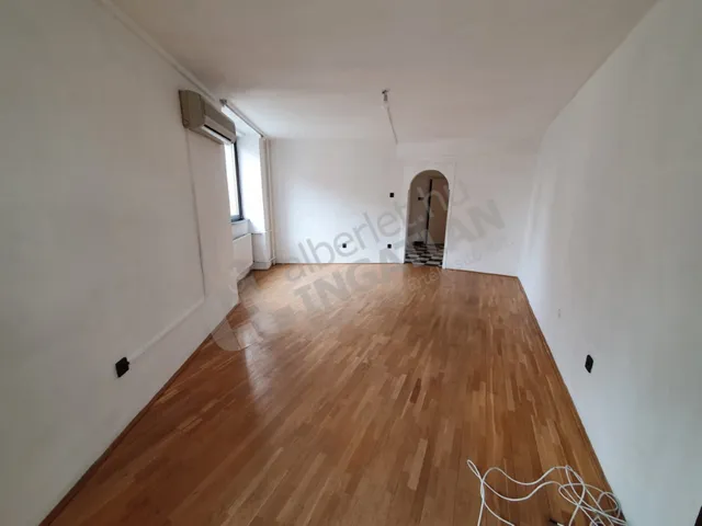 Kiadó lakás Budapest VIII. kerület, Józsefváros, Dobozi utca 70 nm
