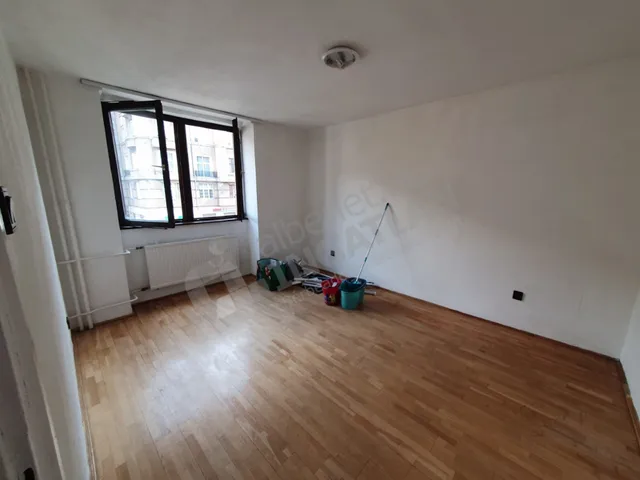 Kiadó lakás Budapest VIII. kerület, Józsefváros, Dobozi utca 70 nm