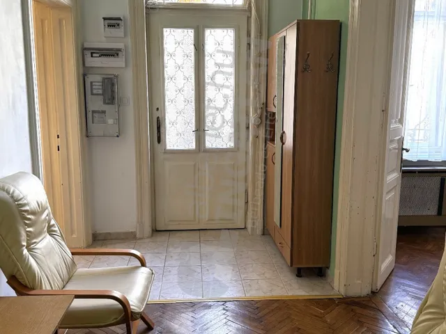Kiadó lakás Budapest VI. kerület, Vörösmarty utca 54 nm