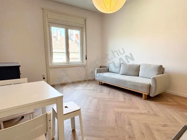 Kiadó lakás Budapest XII. kerület, Németvölgy 39 nm