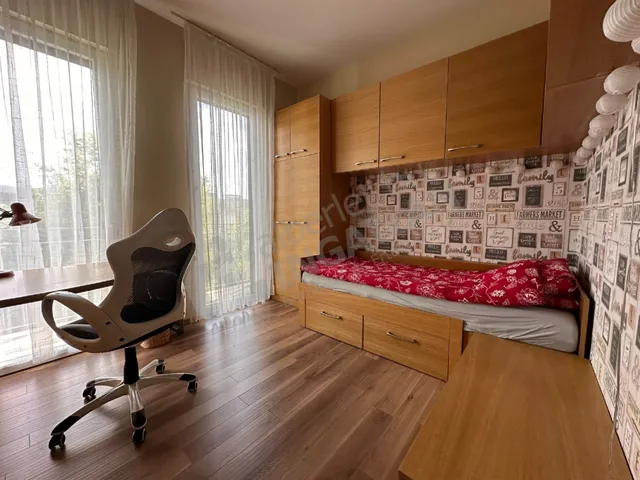 Kiadó lakás Budapest XI. kerület, Madárhegy 90 nm