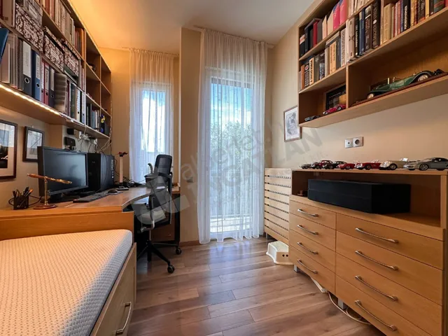 Kiadó lakás Budapest XI. kerület, Madárhegy, Maléter Pál utca 90 nm