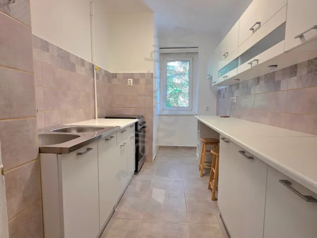Kiadó lakás Budapest XIII. kerület, Janicsár utca 54 nm