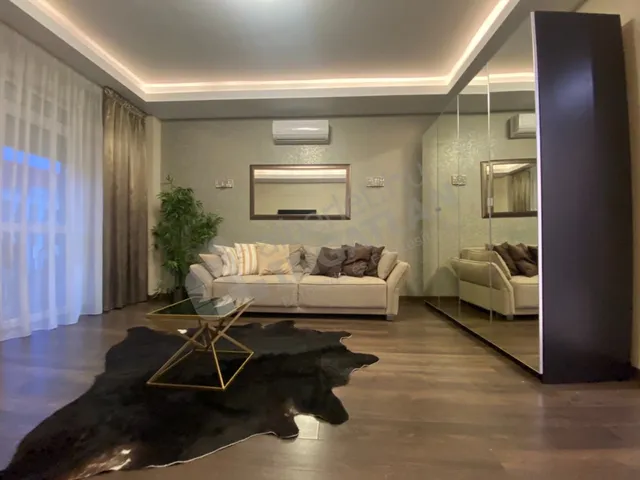 Kiadó lakás Budapest VIII. kerület, Rákóczi út 104 nm