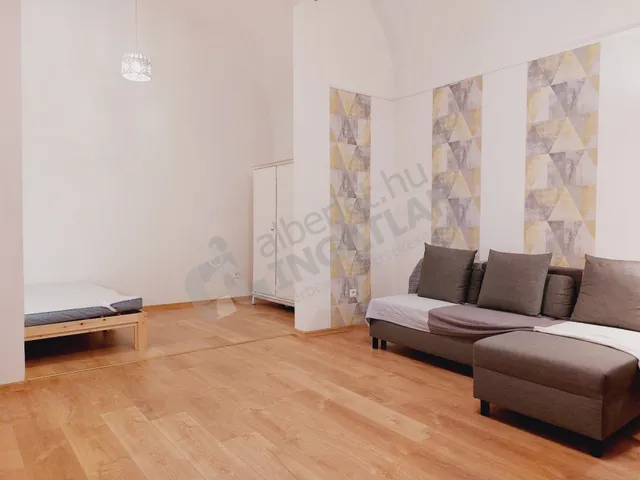 Kiadó lakás Budapest VI. kerület 39 nm