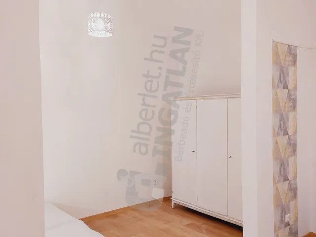 Kiadó lakás Budapest VI. kerület, Zichy Jenő utca 39 nm