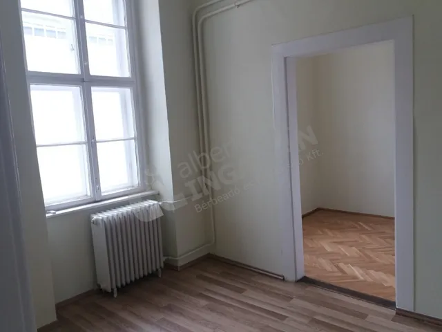 Kiadó lakás Budapest V. kerület, Lipótváros, Nádor utca 100 nm