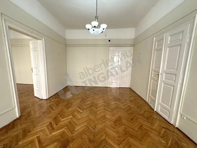 Kiadó lakás Budapest V. kerület, Lipótváros, Nádor utca 100 nm