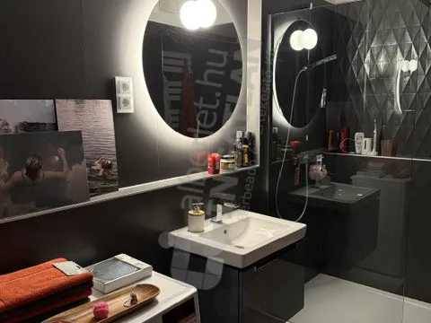 Kiadó lakás Budapest I. kerület, Gellérthegy utca 56 nm