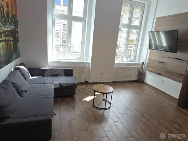 Kiadó lakás Budapest VI. kerület, Szondi utca 52 nm