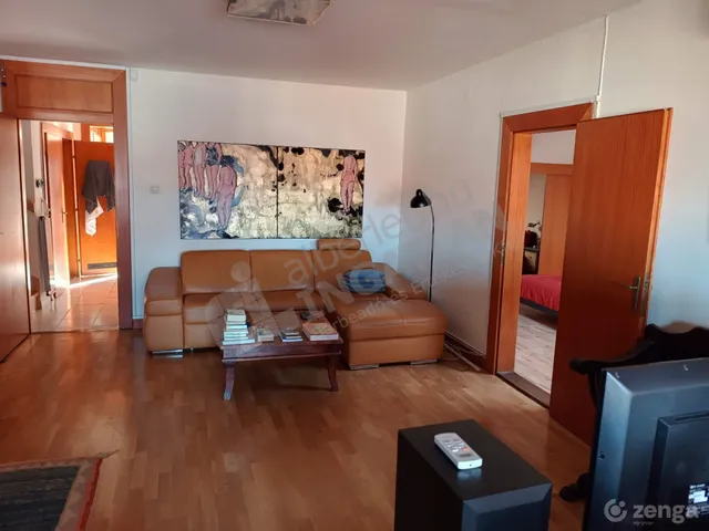 Kiadó lakás Budapest II. kerület, Szemlőhegy 129 nm