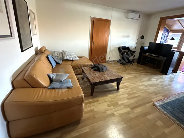 Kiadó lakás Budapest II. kerület, Szemlőhegy 129 nm