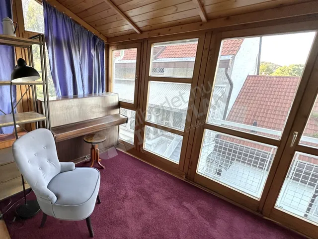 Kiadó lakás Budapest II. kerület, Szemlőhegy 129 nm