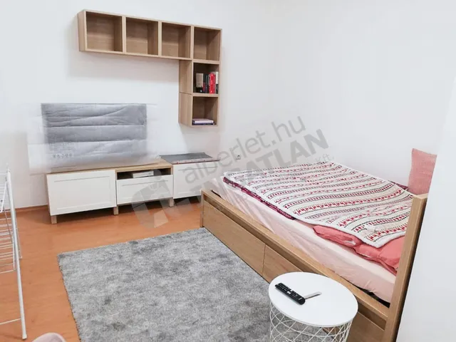 Kiadó lakás Budapest VIII. kerület 27 nm