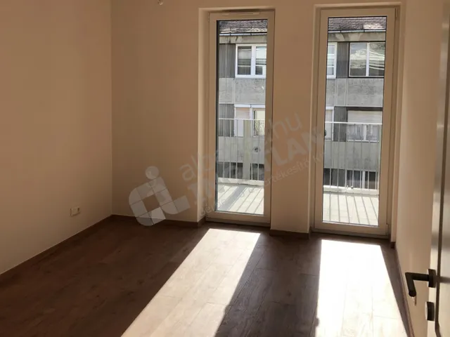 Kiadó lakás Budapest I. kerület 85 nm