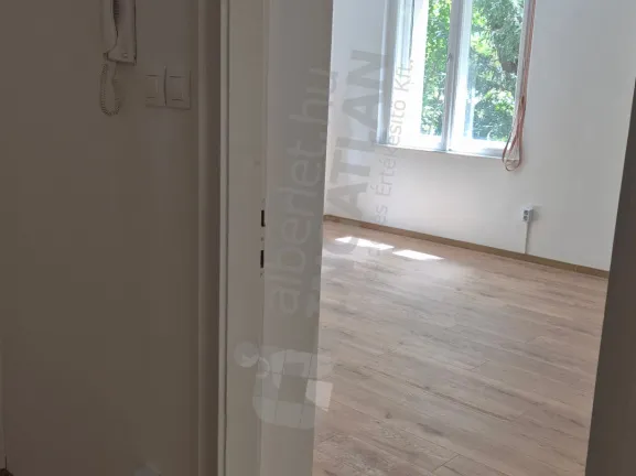 Kiadó lakás Budapest XII. kerület, Bürök utca 68 nm
