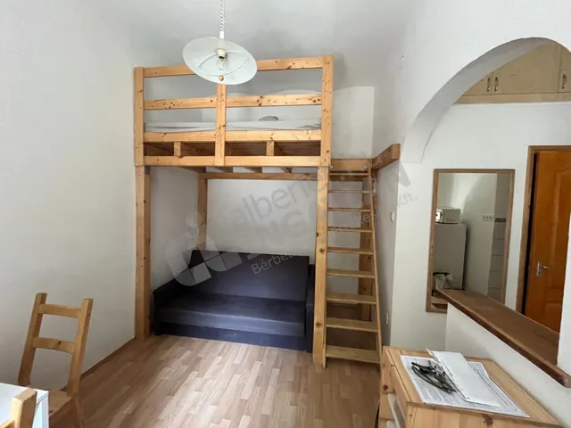 Kiadó lakás Budapest VIII. kerület, Józsefváros, Auróra utca 22 nm