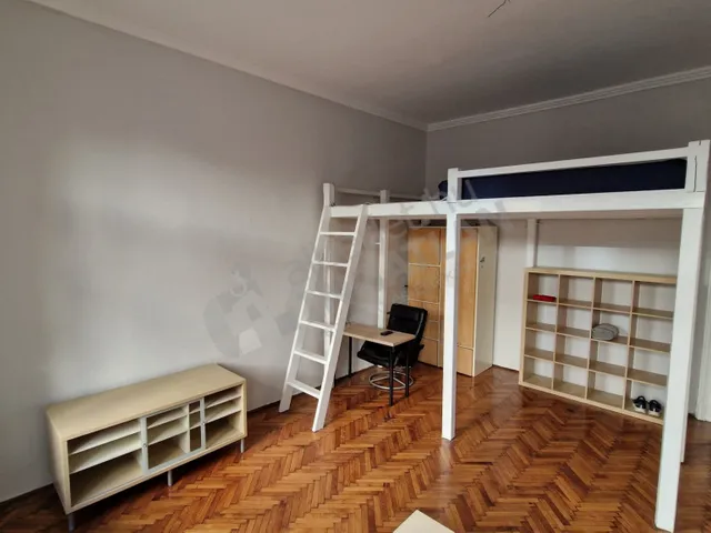Kiadó lakás Budapest VII. kerület, Belső-Erzsébetváros, Kazinczy utca 42 nm