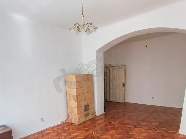 Kiadó lakás Budapest VII. kerület, Cserhát utca 42 nm
