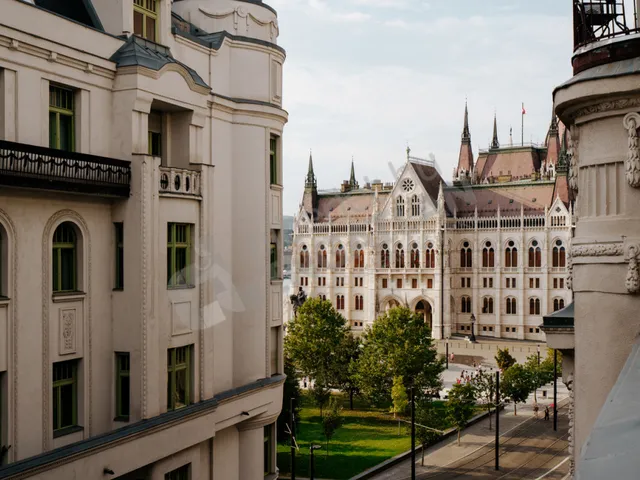 Eladó lakás Budapest V. kerület, Lipótváros, Zoltán utca 110 nm