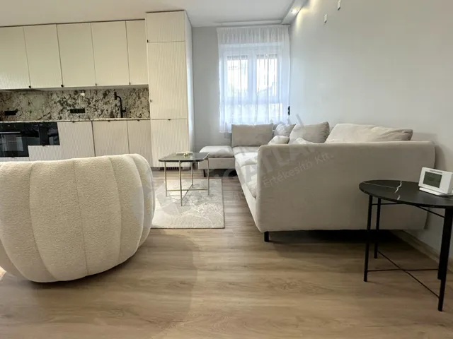 Kiadó lakás Budapest II. kerület, Törökvész, Törökvész út 90 nm